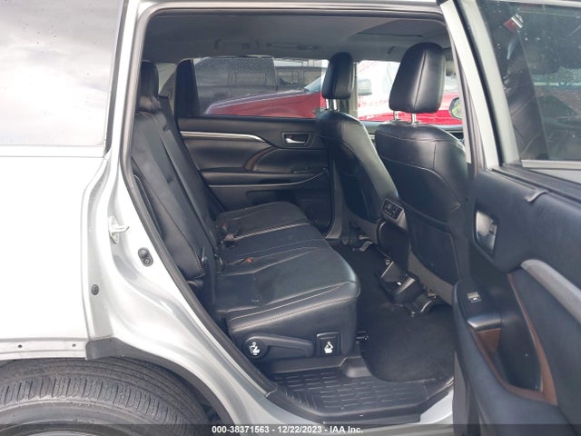 Toyota Highlander Limited 2019 5TDDZRFH9KS943402 Image 8
