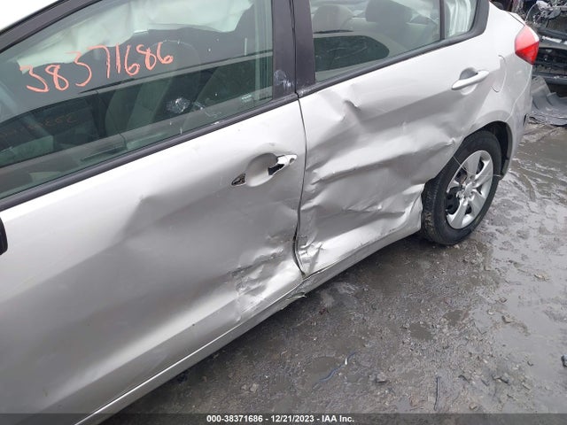 KIA FORTE LX 2015 KNAFK4A68F5296232 Image 6