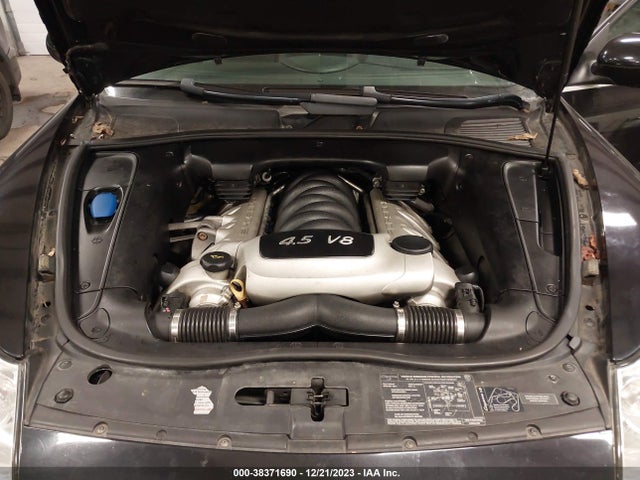 2004 PORSCHE CAYENNE WP1AB29P84LA73579 Photo 9