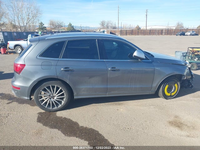 WA1CCAFP2GA077823 Audi Sq5 3.0t Premium Plus