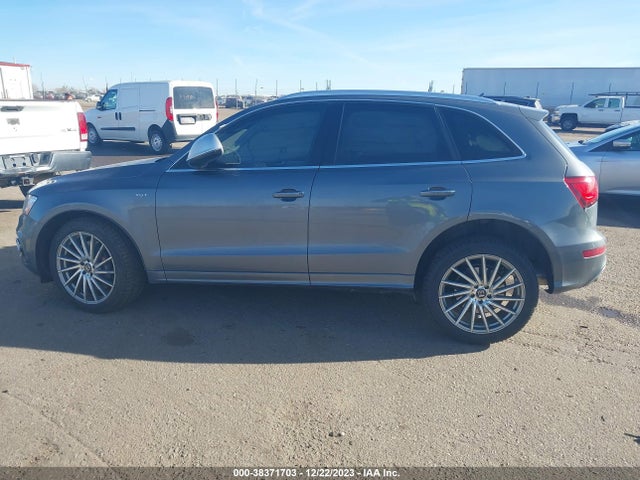 WA1CCAFP2GA077823 Audi Sq5 3.0t Premium Plus
