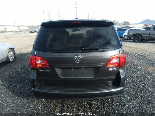 2012 VOLKSWAGEN ROUTAN SE VIN: 2C4RVABG7CR127623