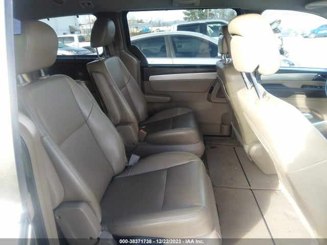 2012 VOLKSWAGEN ROUTAN SE VIN: 2C4RVABG7CR127623