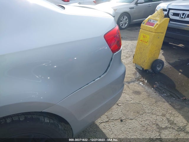 2013 VOLKSWAGEN JETTA 2.0L TDI VIN: 3VWLL7AJ3DM411235