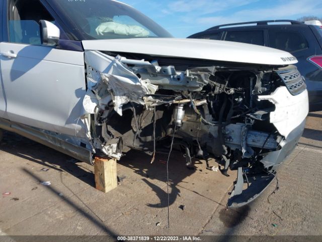 SALRRBBVXHA013211 Land Rover Discovery Hse