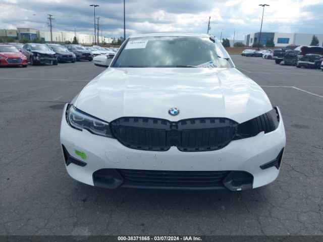 3MW5P7J04M8B52218 BMW 3 Series 330e