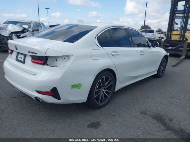 3MW5P7J04M8B52218 BMW 3 Series 330e