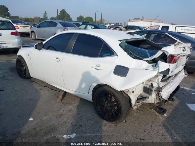 Lexus IS 250 2015 JTHBF1D22F5079044 Image 3