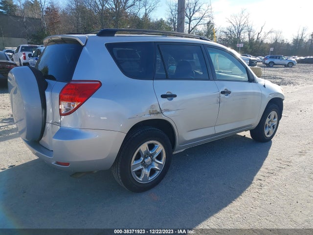 2007 TOYOTA RAV4 VIN: JTMBD35V375074111