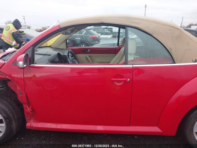 2010 VOLKSWAGEN NEW BEETLE 2.5L VIN: 3VWRG3AL1AM003577