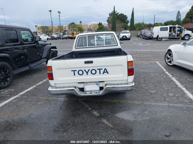 1991 TOYOTA PICKUP 1/2 TON EX LNG WHLBSE DLX VIN: JT4RN93P1M5033782