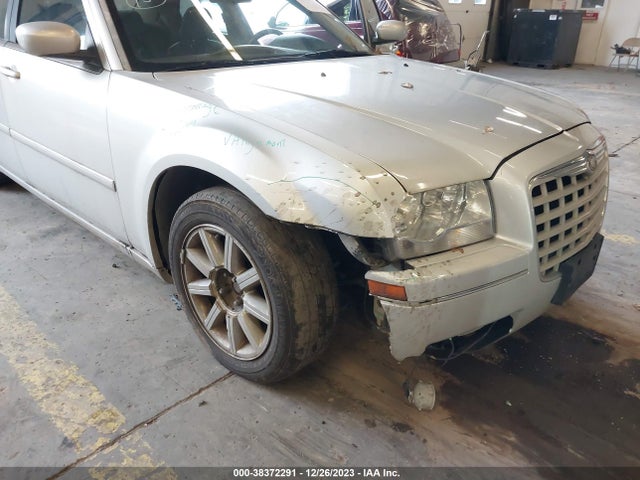 2006 CHRYSLER 300 VIN: 2C3KA53G06H129182
