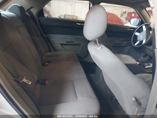 2006 CHRYSLER 300 VIN: 2C3KA53G06H129182