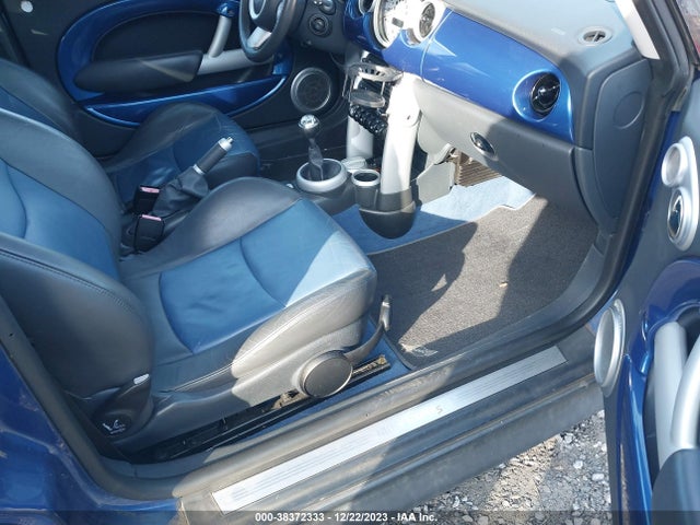 2005 MINI COOPER S WMWRE33445TD91488 Photo 4