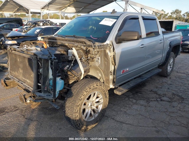 Chevrolet Silverado 1500 1lt 2018 3GCUCRER2JG258537 Image 2