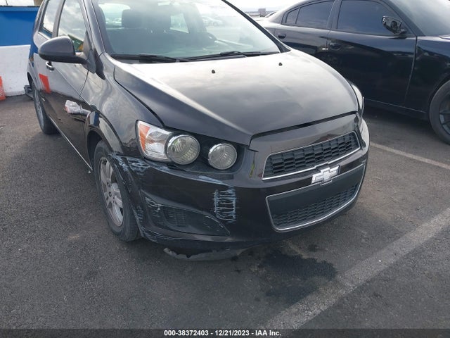 Chevrolet Sonic Lt Auto 2015 1G1JC6SH2F4123410 Image 6