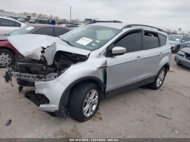 1FMCU0GD3JUB72247 Ford ESCAPE SE