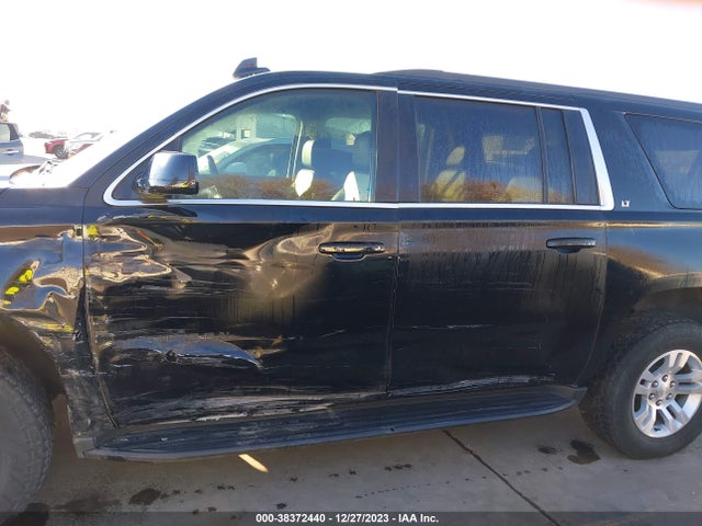 Chevrolet Suburban Lt 2018 1GNSCHKC0JR396487 Image 14