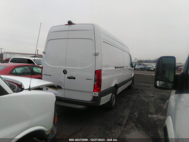 W1Y40CHY7NT084266 Mercedes-Benz Sprinter 2500 High Roof I4