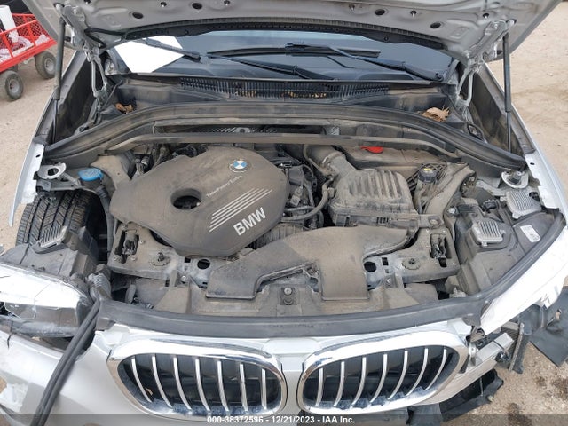 BMW X1 Xdrive28i 2016 WBXHT3C30G5E55466 Image 10
