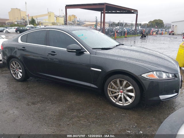 2015 JAGUAR XF SAJWA0FS3FPU55832 Photo 0