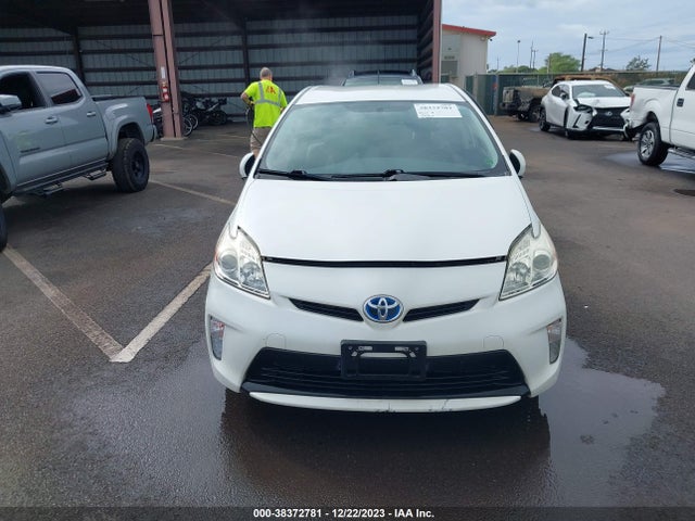 Toyota Prius 2014 JTDKN3DU8E0359676 Image 24