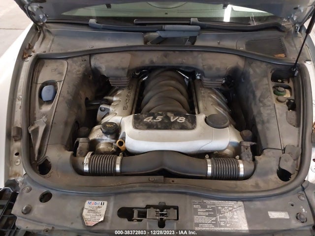 2005 PORSCHE CAYENNE WP1AB29P15LA62361 Photo 9