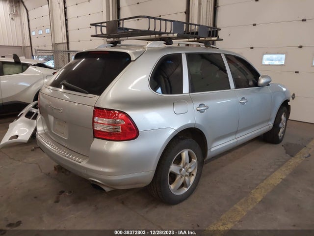 2005 PORSCHE CAYENNE WP1AB29P15LA62361 Photo 3