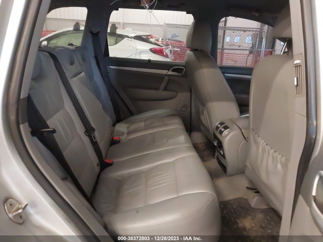 2005 PORSCHE CAYENNE WP1AB29P15LA62361 Photo 7