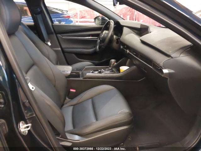 JM1BPAKL2N1521451 Mazda Mazda3 Select