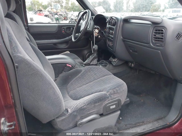 2001 GMC JIMMY SLE VIN: 1GKCS13W512223335
