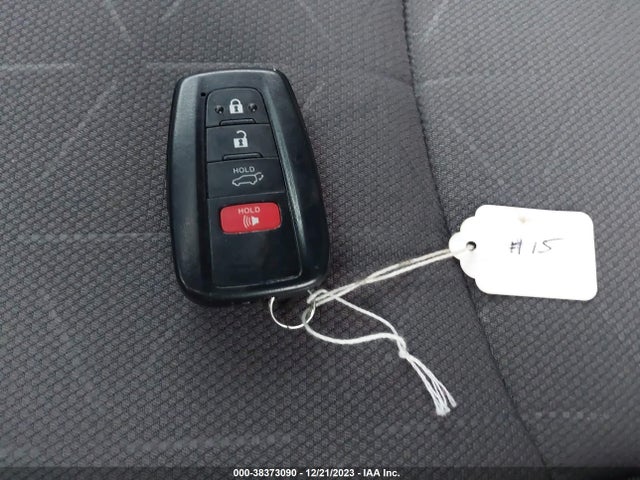 2019 TOYOTA RAV4 HYBRID XLE VIN: 2T3RWRFV4KW016780