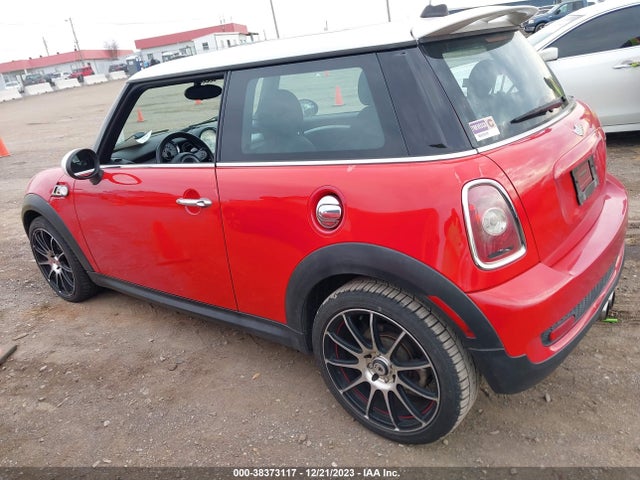 2007 MINI COOPER S WMWMF735X7TL90238 Photo 2