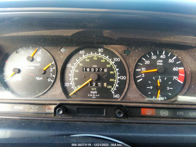 1993 MERCEDES-BENZ 190 E 2.3 VIN: WDBDA28D5PG015093