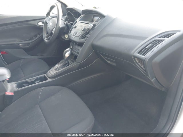 2016 FORD FOCUS SE VIN: 1FADP3K25GL290294