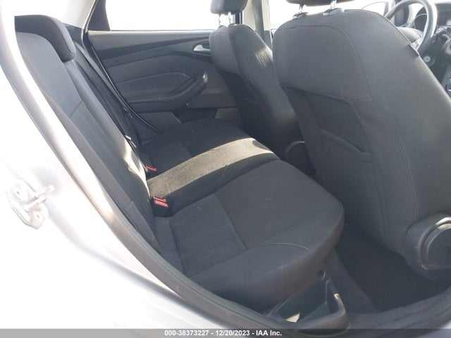 2016 FORD FOCUS SE VIN: 1FADP3K25GL290294