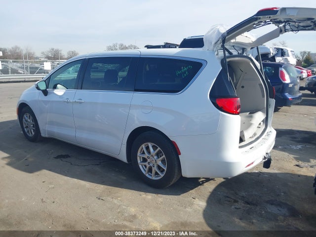 2C4RC1CG2NR226518 Chrysler Voyager Lx