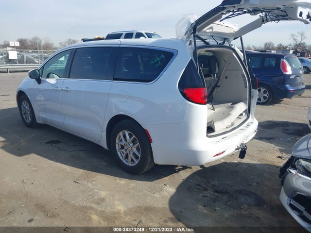 2C4RC1CG2NR226518 Chrysler Voyager Lx