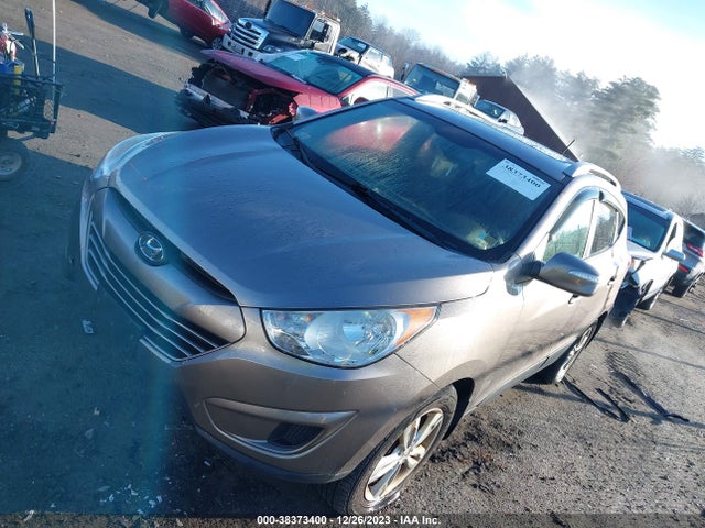 2012 HYUNDAI TUCSON GLS VIN: KM8JUCACXCU542217
