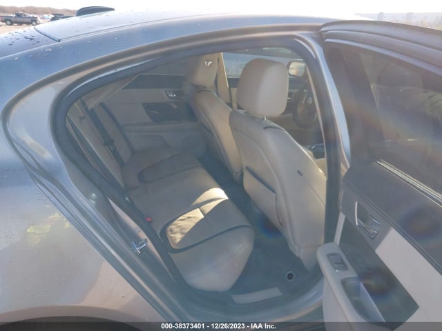2012 JAGUAR XF SAJWA0HB3CLS34442 Photo 7