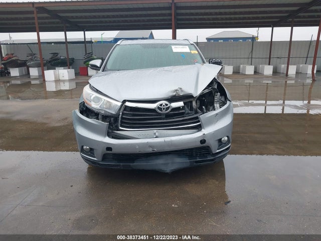 2015 TOYOTA HIGHLANDER XLE V6 VIN: 5TDKKRFH4FS081692