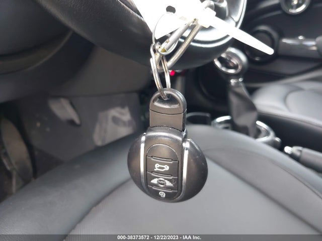 2016 MINI HARDTOP WMWXU1C53G2D11131 Photo 10