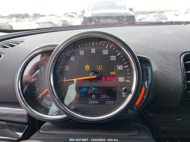 2020 MINI CLUBMAN WMWLV7C09L2M82752 Photo 6