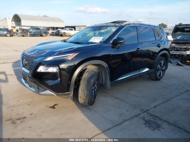 JN8BT3DC8PW102146 Nissan Rogue Platinum Fwd