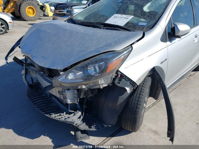 Toyota Prius C One 2018 JTDKDTB35J1604905 Image 6