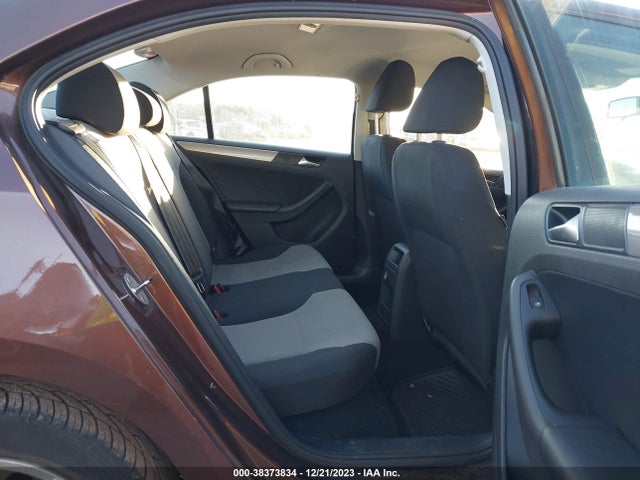 3VW2B7AJ0HM390087 Volkswagen Jetta 1.4t S