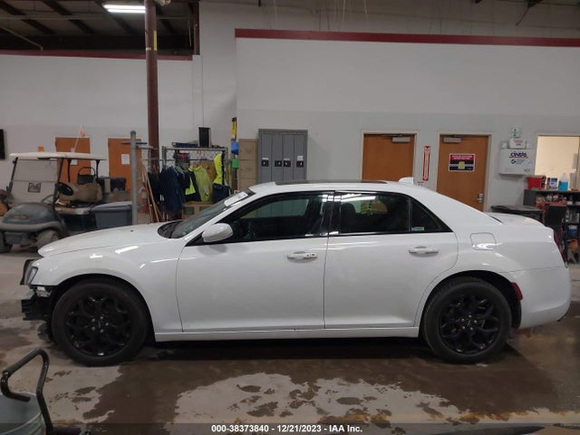 Chrysler 300 300s 2017 2C3CCAGG3HH517608 Image 15