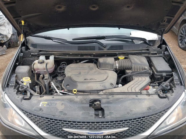 2020 CHRYSLER PACIFICA TOURING L VIN: 2C4RC1BG3LR192555