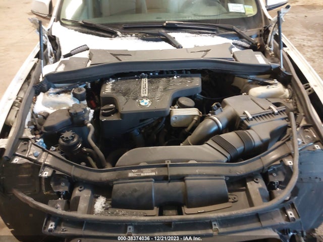 2014 BMW X1 XDRIVE28I VIN: WBAVL1C56EVY16602