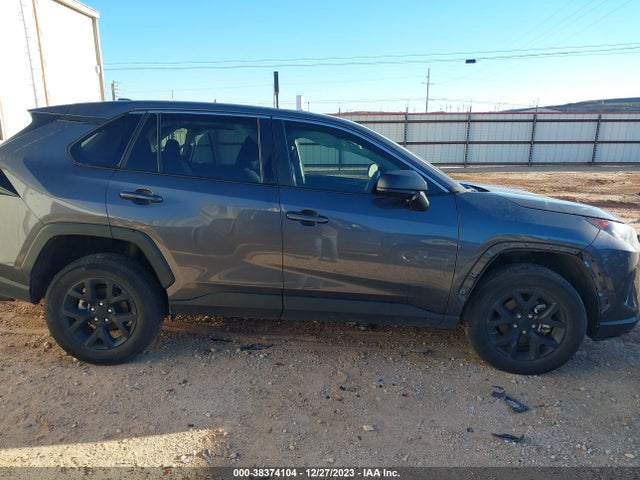 Toyota RAV4 LE 2022 2T3H1RFV8NW215541 Image 14
